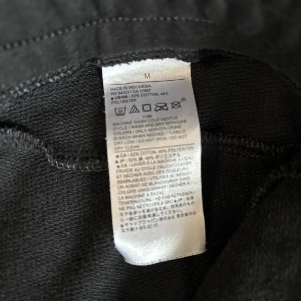 Banana Republic Jogger Pants - Picture 4 of 10